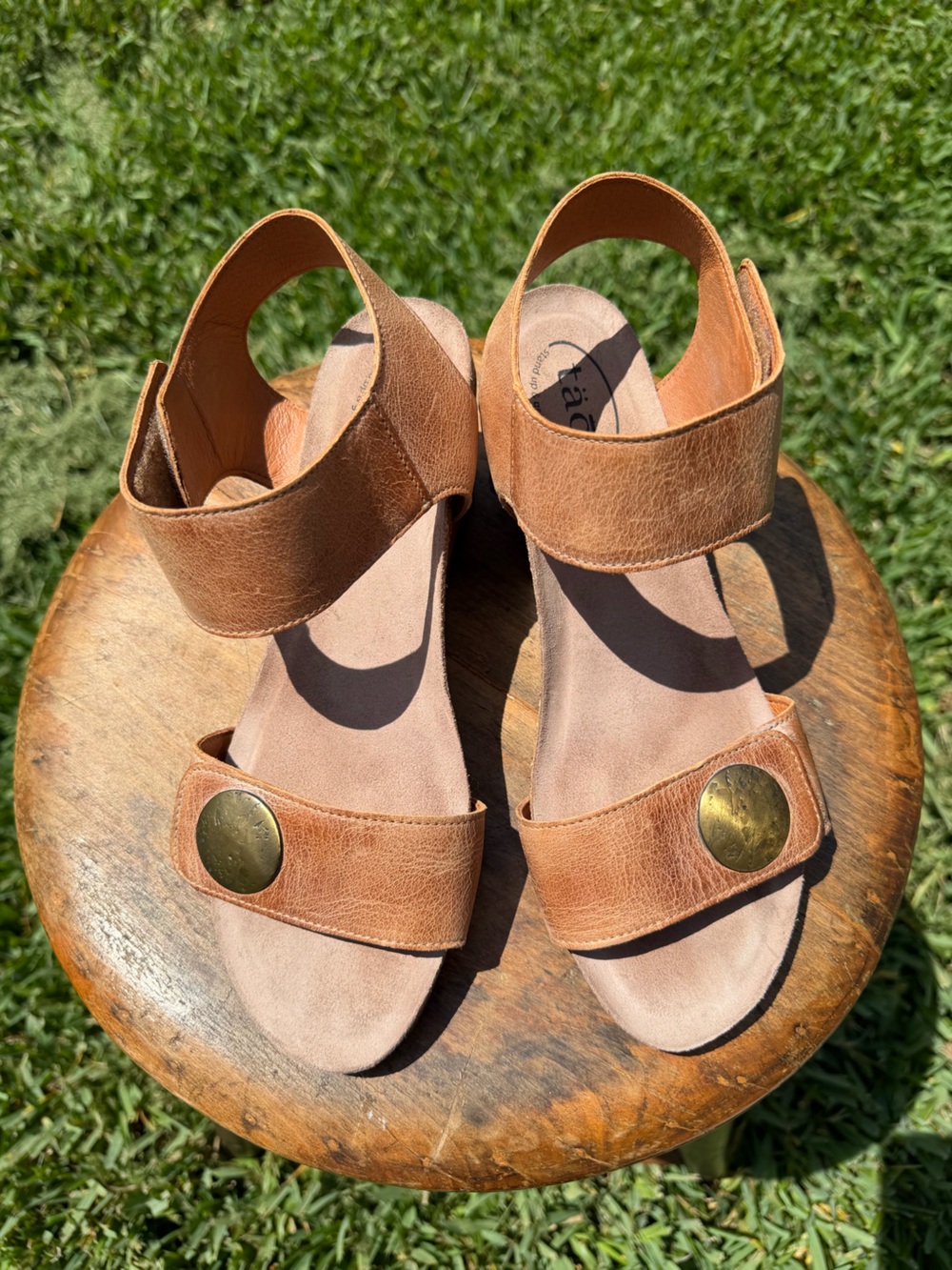 Taos Leather Slingback Wedge Sandals Comfort Walking Shoes Brown Size 9.5